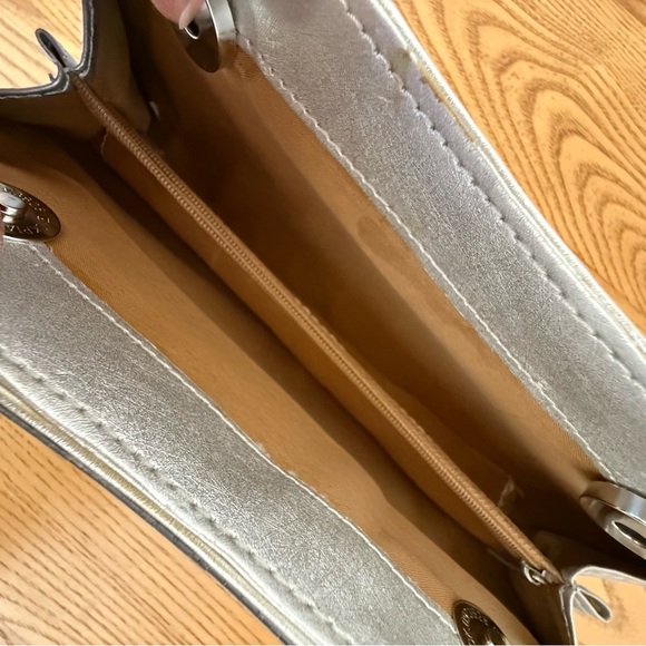 Touch Ups Glittering Silver Heels Size 7 - Picture 13 of 15